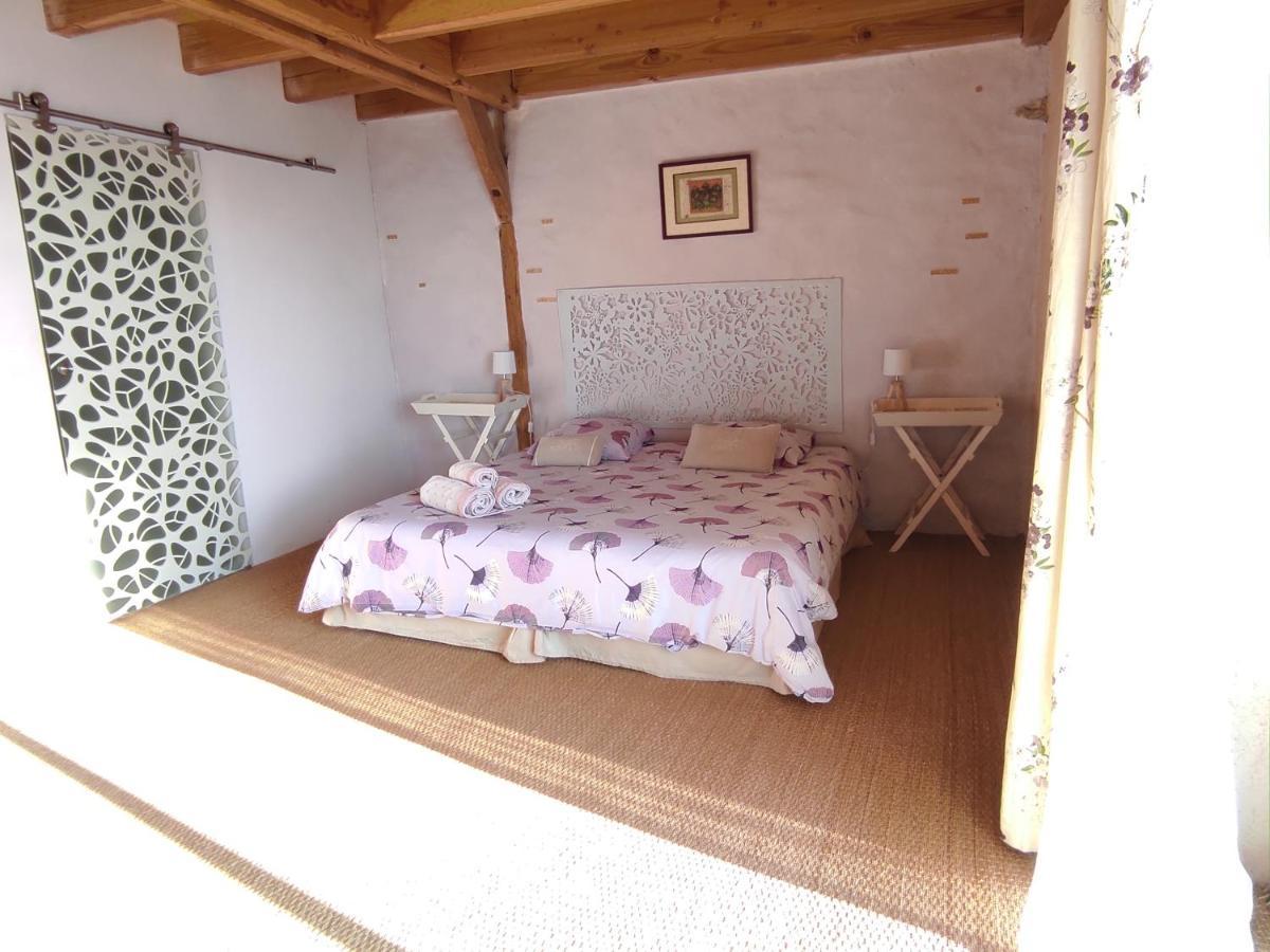 Bout De Cote Bed and Breakfast Lacam-dʼOurcet Εξωτερικό φωτογραφία