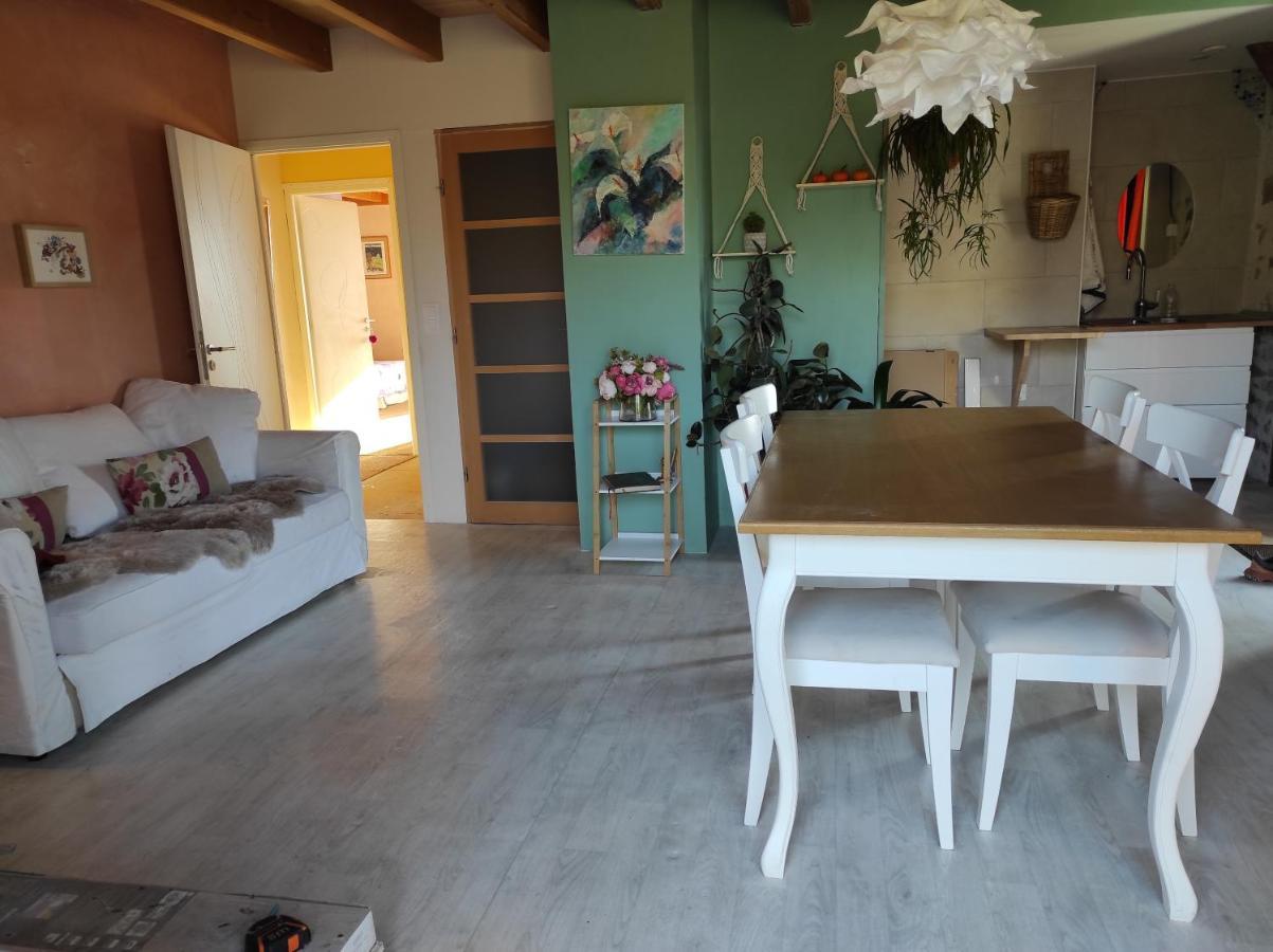 Bout De Cote Bed and Breakfast Lacam-dʼOurcet Εξωτερικό φωτογραφία