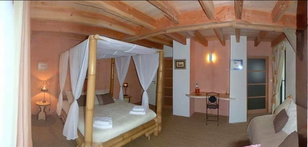 Bout De Cote Bed and Breakfast Lacam-dʼOurcet Εξωτερικό φωτογραφία