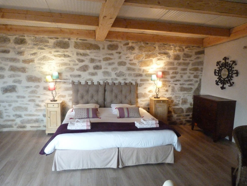 Bout De Cote Bed and Breakfast Lacam-dʼOurcet Εξωτερικό φωτογραφία