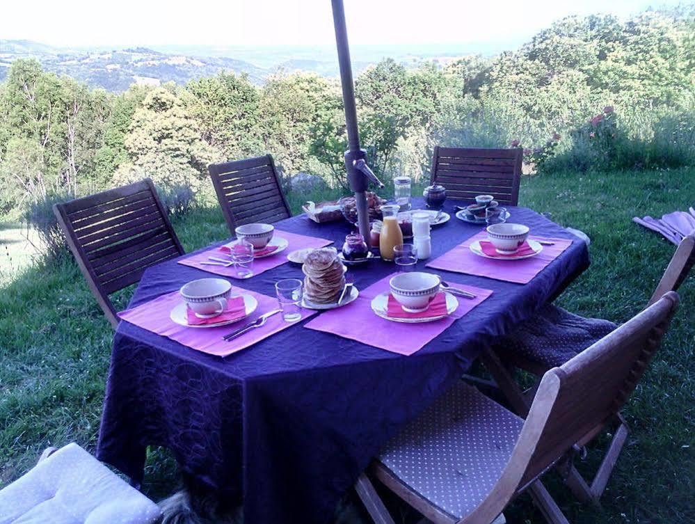 Bout De Cote Bed and Breakfast Lacam-dʼOurcet Εξωτερικό φωτογραφία